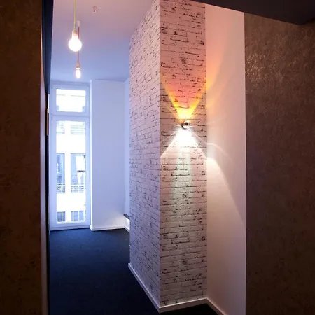 Hotell Cristall - Frankfurt