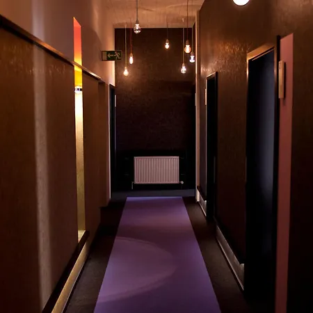 Szálloda Cristall - Frankfurt 3*