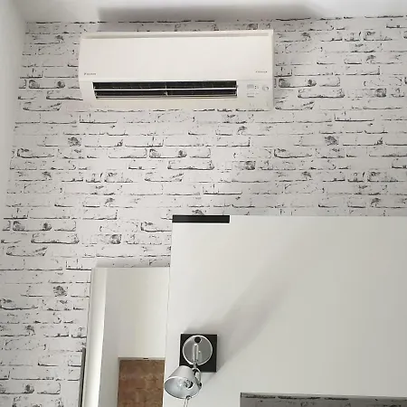 Cristall - Frankfurt מלון