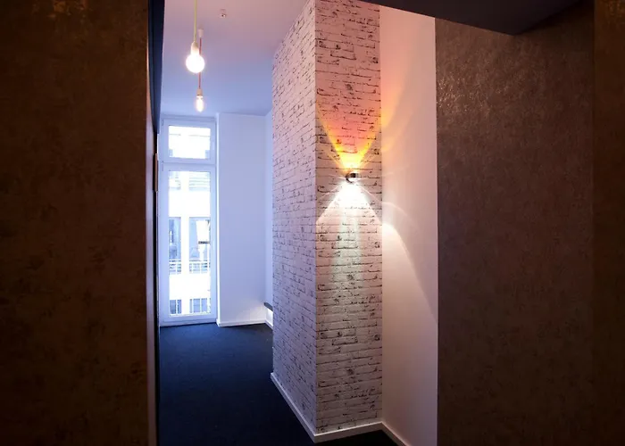 Hotel Cristall - Frankfurt