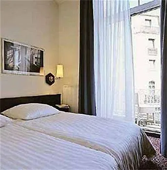 Hotel Cristall - Frankfurt