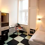 Hotel Cristall - Frankfurt