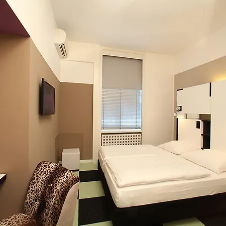 Hotel Cristall - Frankfurt Frankfurt am Main