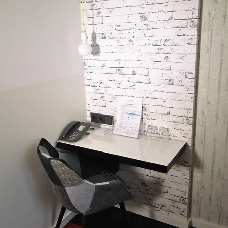 Cristall - Frankfurt 3*