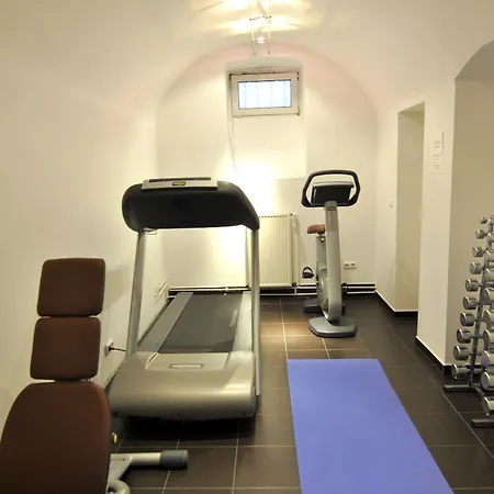 Cristall - Frankfurt Hotell