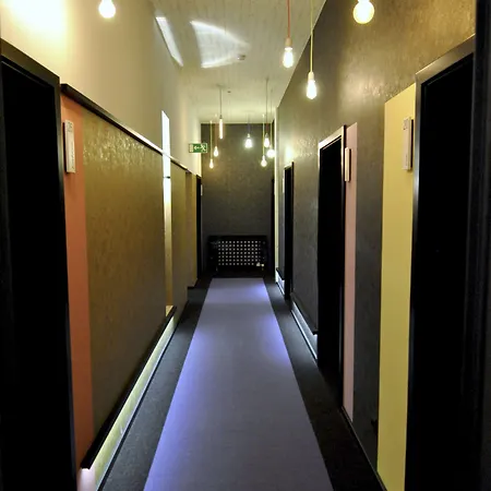 Cristall - Frankfurt 3*