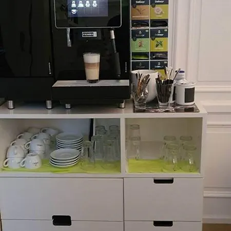 מלון Cristall - Frankfurt 3*