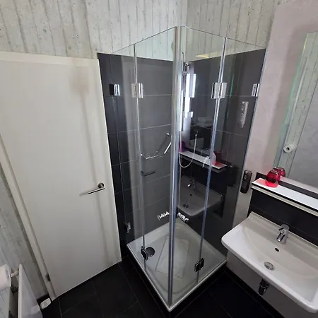 Hotel Cristall - Frankfurt Francfort-sur-le-Main