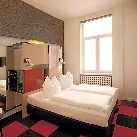 Cristall - Frankfurt Francfort-sur-le-Main