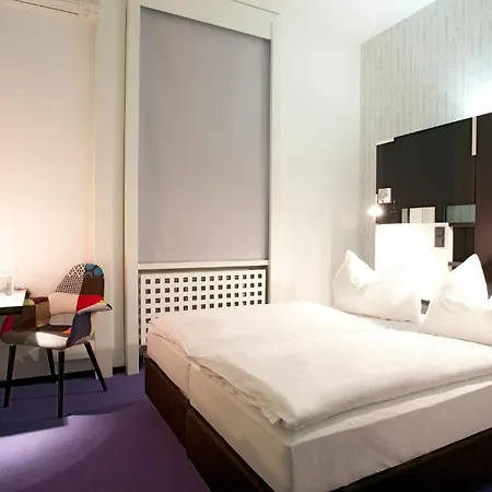 Otel Cristall - Frankfurt