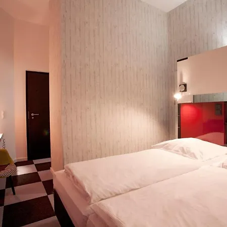Cristall - Frankfurt Otel Frankfurt am Main