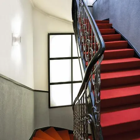 Cristall - Frankfurt Hotel 3*