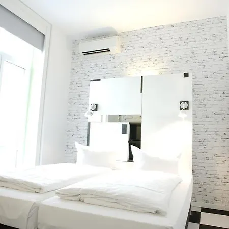 Cristall - Frankfurt Francfort-sur-le-Main