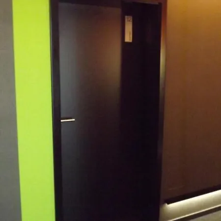 Cristall - Frankfurt 3* Frankfurt am Main