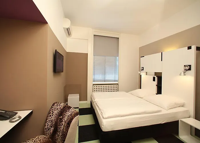 Otel Cristall - Frankfurt Frankfurt am Main